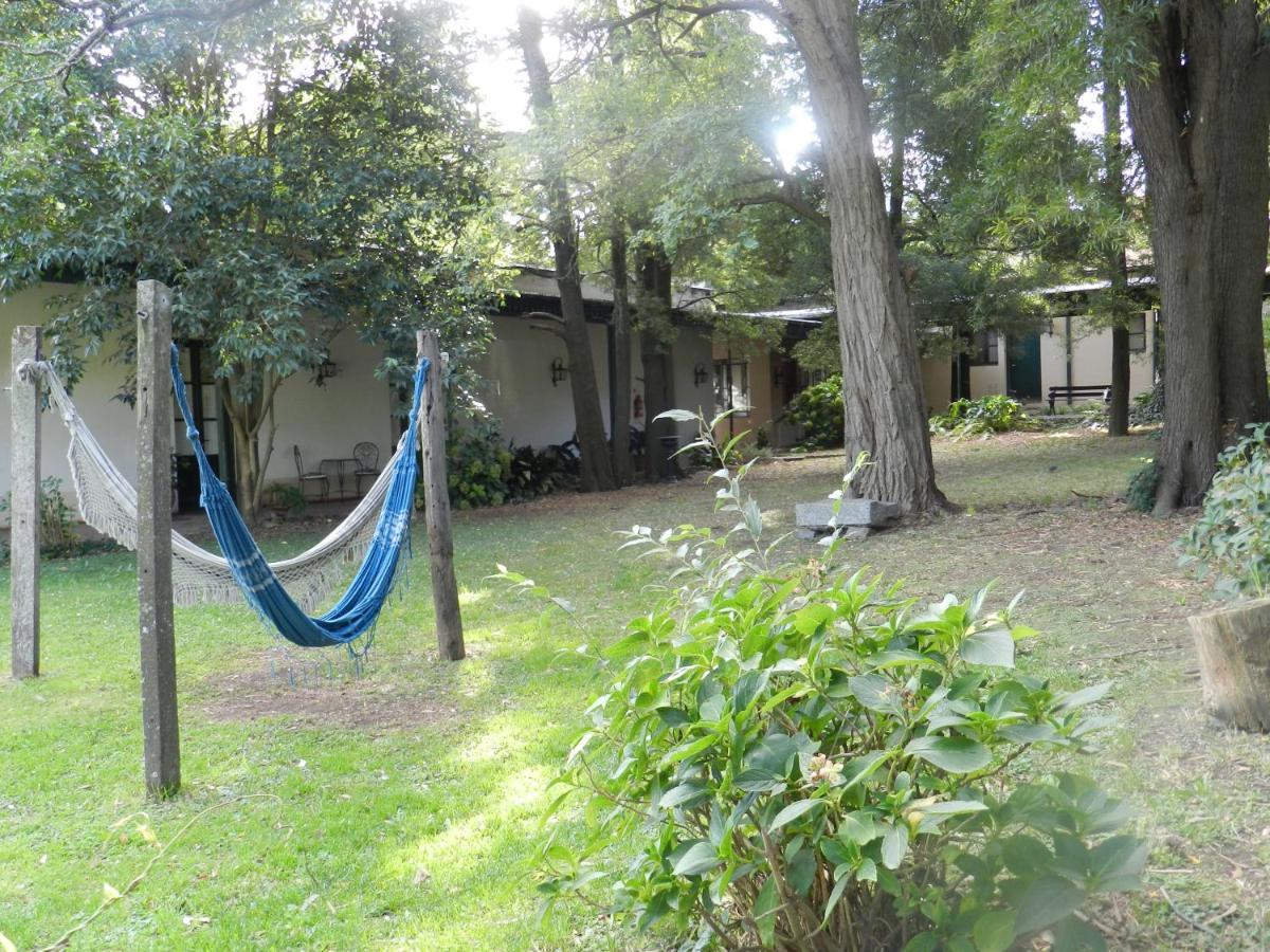 Acacias Inn *